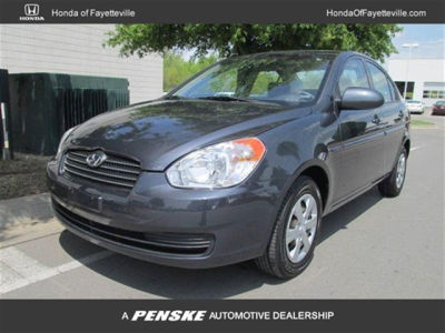 2009 Hyundai Accent  GLS