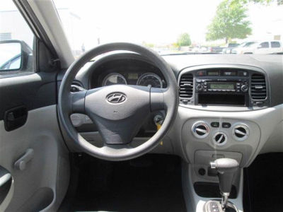 2009 Hyundai Accent  GLS