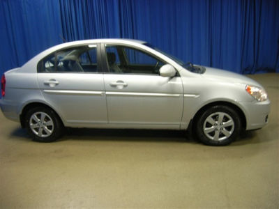 2008 Hyundai Accent  GLS