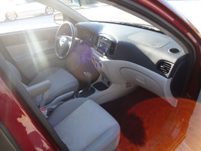 2011 Hyundai Accent GLS