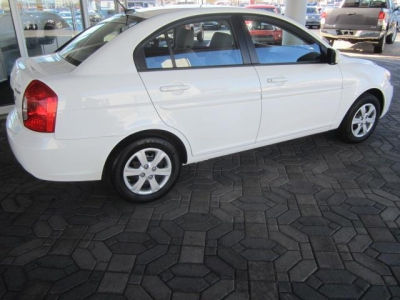 2011 Hyundai Accent  GLS