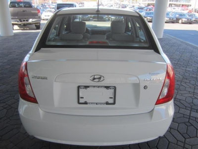 2011 Hyundai Accent  GLS