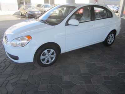 2011 Hyundai Accent  GLS