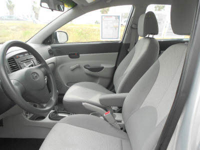 2011 Hyundai Accent  GLS