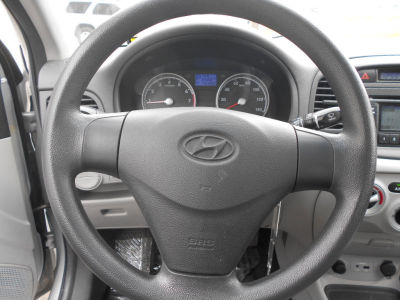 2011 Hyundai Accent  GLS