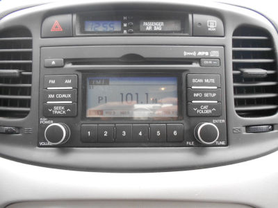 2011 Hyundai Accent  GLS