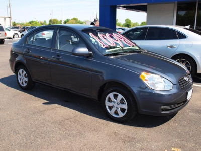 2009 Hyundai Accent  GLS