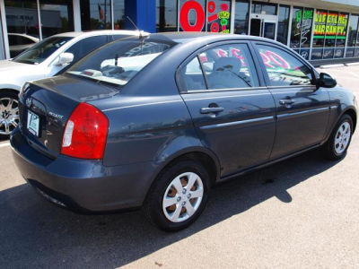 2009 Hyundai Accent  GLS
