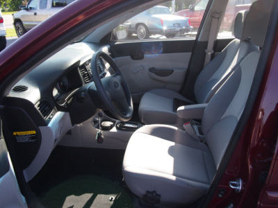 2010 Hyundai Accent  GLS