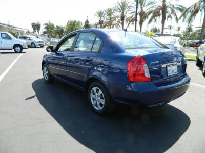2011 Hyundai Accent  GLS