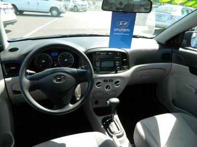 2011 Hyundai Accent  GLS