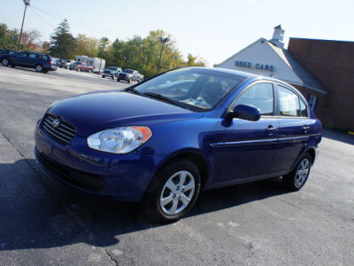 2011 Hyundai Accent GLS