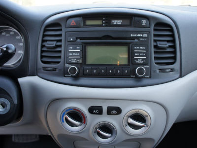 2011 Hyundai Accent GLS