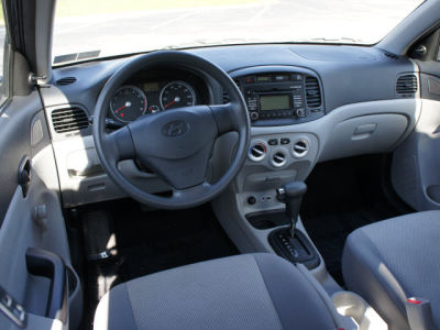2011 Hyundai Accent GLS