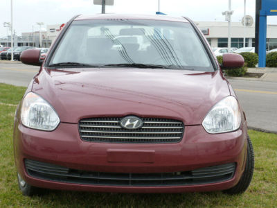 2011 Hyundai Accent  GLS