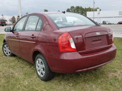 2011 Hyundai Accent  GLS