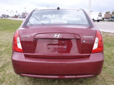 2011 Hyundai Accent  GLS