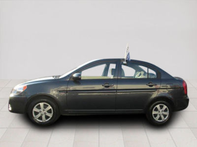 2011 Hyundai Accent  GLS