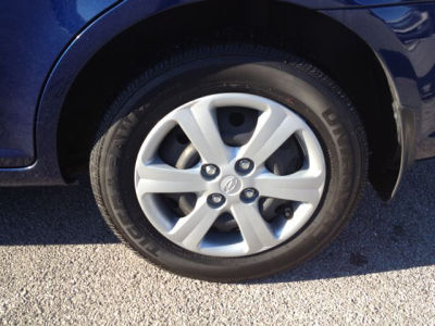 2011 Hyundai Accent  GLS