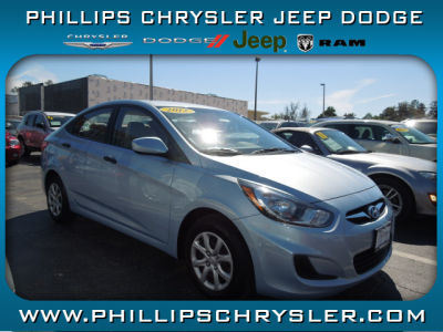 2012 Hyundai Accent  GLS