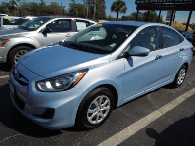 2012 Hyundai Accent GLS
