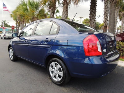 2011 Hyundai Accent GLS
