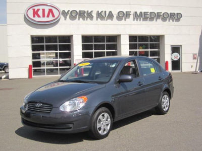 2011 Hyundai Accent  GLS