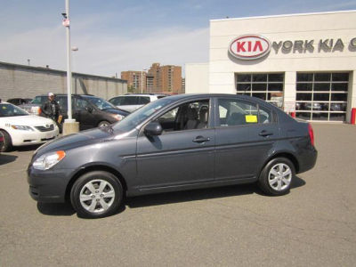2011 Hyundai Accent  GLS