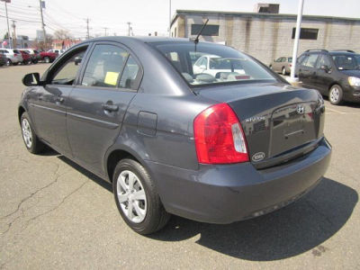 2011 Hyundai Accent  GLS