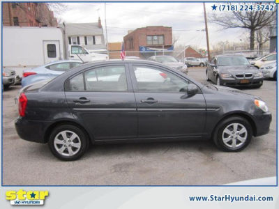 2010 Hyundai Accent GLS