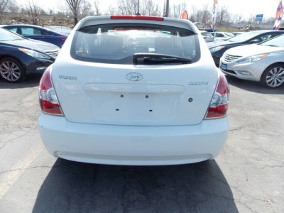 2010 Hyundai Accent