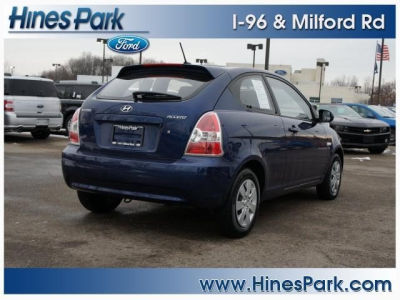 2011 Hyundai Accent  GS