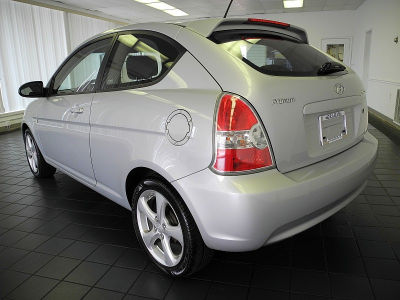 2009 Hyundai Accent SE