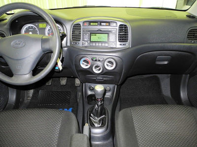 2009 Hyundai Accent SE