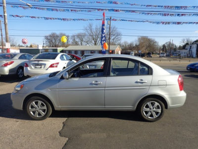 2011 Hyundai Accent  GLS