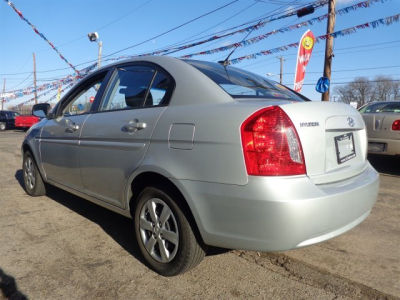 2011 Hyundai Accent  GLS