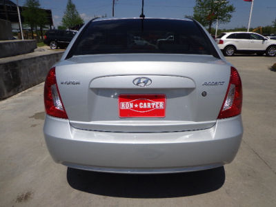 2011 Hyundai Accent GLS