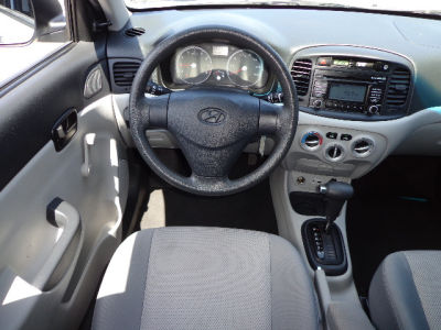 2011 Hyundai Accent GLS