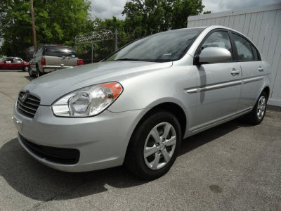 2009 Hyundai Accent  GLS