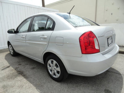 2009 Hyundai Accent  GLS
