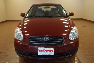 2011 Hyundai Accent  GLS