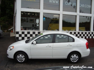 2011 Hyundai Accent  GLS