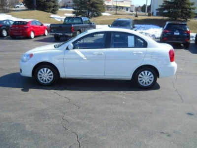 2009 Hyundai Accent  Auto GLS