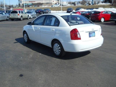 2009 Hyundai Accent  Auto GLS