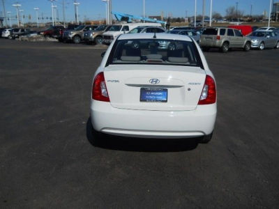 2009 Hyundai Accent  Auto GLS