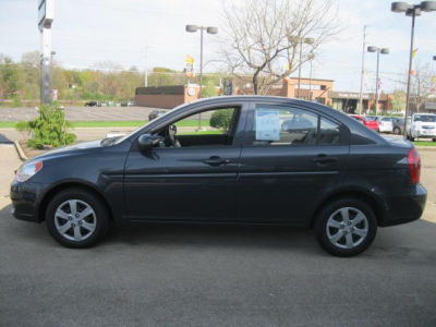 2011 Hyundai Accent GLS