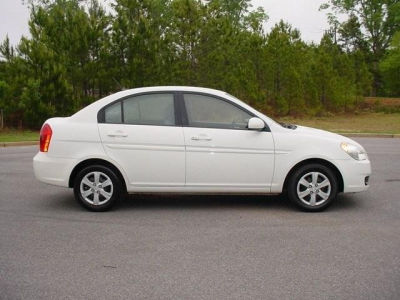 2010 Hyundai Accent GLS