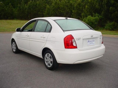 2010 Hyundai Accent GLS
