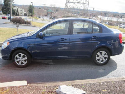 2011 Hyundai Accent  GLS