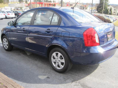 2011 Hyundai Accent  GLS